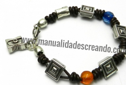 Pulsera Zamak con Resina Colores y Charms Sacapuntas 